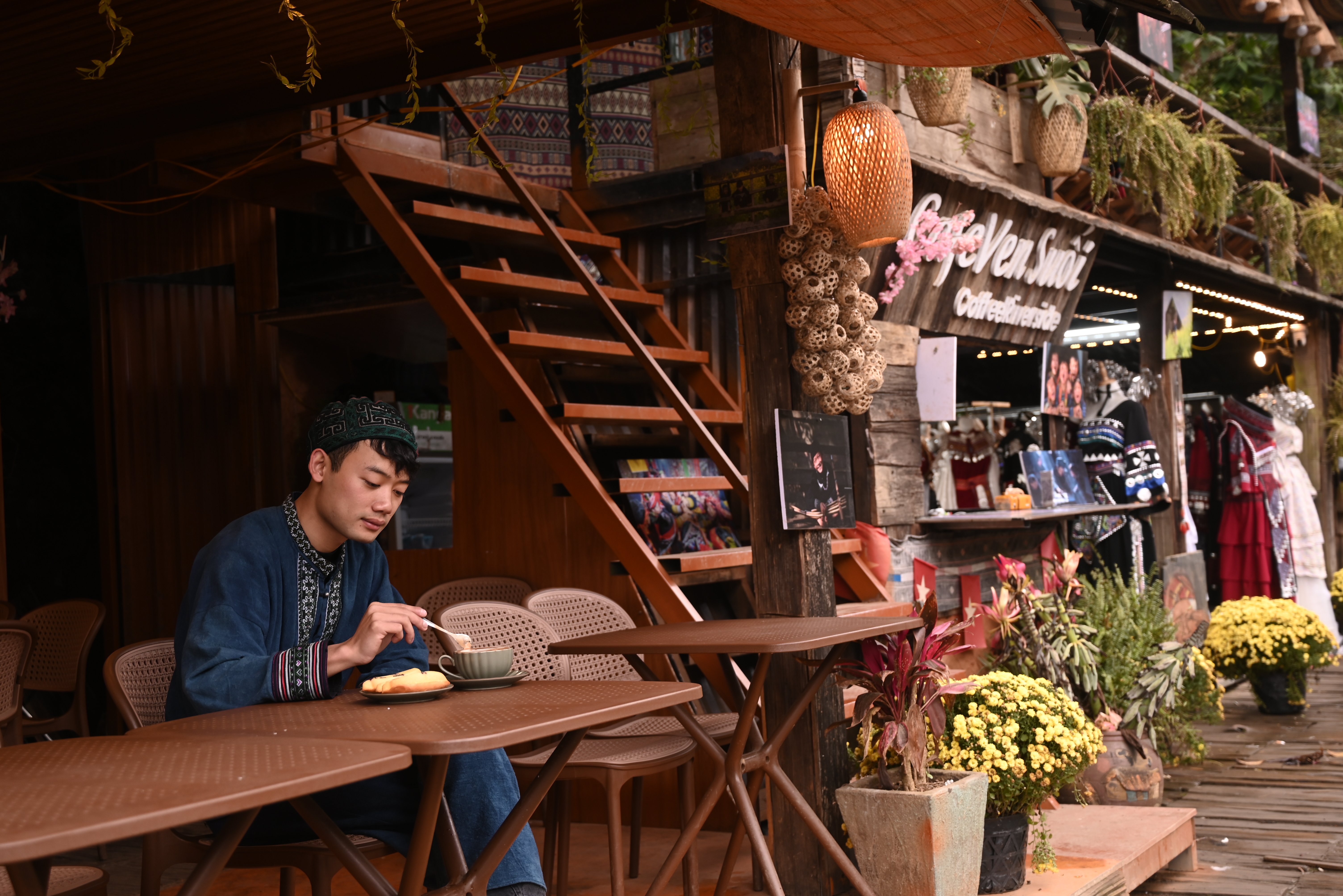 Toàn cảnh giới thiệu quán